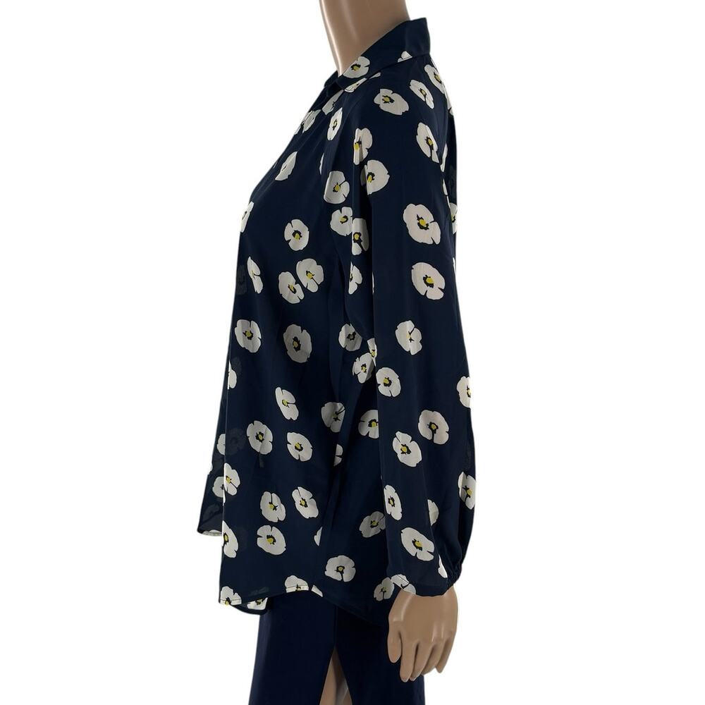 CAbi Blue Floral Go To Button Down Daisy V Neck Shirt - Picture 5 of 9